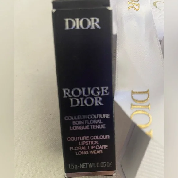 Dior Jadore Sample Set Dior Lip Care in a Dior Gift Bag White and Gold Elegance - Picture 4 of 7